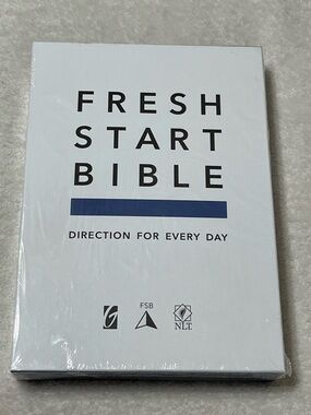 Fresh Start Bible NLT Direction For Every Day Sealed New in Box Gateway Press